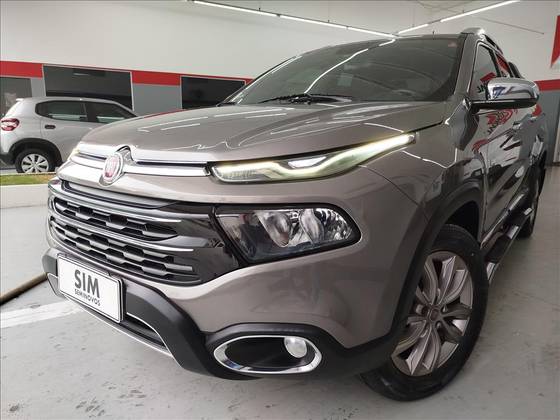 FIAT TORO 2.0 16V TURBO DIESEL RANCH 4WD AT9 FIAT TORO 2.0 16V TURBO DIESEL RANCH 4WD AT9